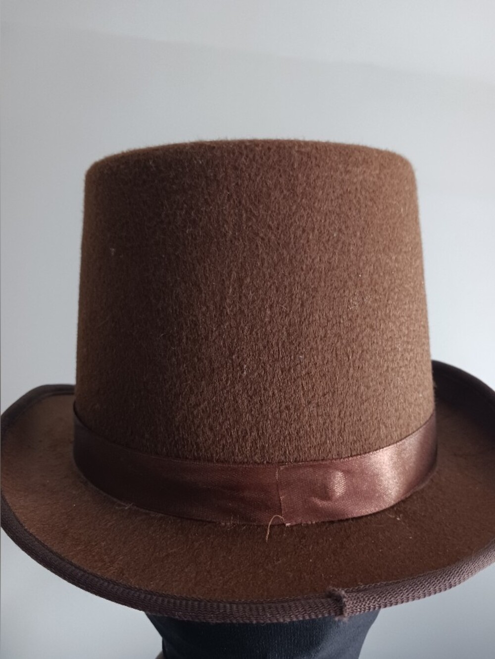 Brown Felt Coachmans Top Hat Costume Accessory Small Top NWOT - Picture 5 of 12